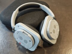 Le Nothing Headphone 1 a été présenté aux côtés du Phone 3 (source de l&#039;image : Nothing)