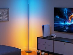 Une version compatible Matter du lampadaire Govee Basic (variante bleue sur la photo) est arrivée. (Source de l&#039;image : Govee) 