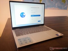 Nos premiers benchmarks du Core i7-1255U montrent qu'il tient bon, même face au Core i7-1260P, plus gourmand en énergie