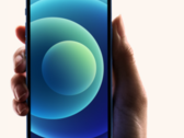 la production de l'iPhone 12 mini pourrait cesser dès le deuxième trimestre selon un analyste de JP Morgan. (Image : Apple)