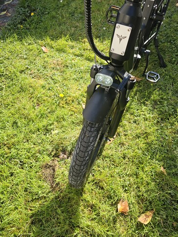 ...et la fourche avant.