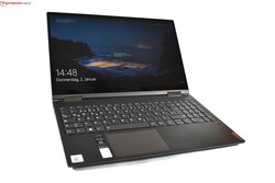 En test : le Lenovo Yoga C740-15IML. Modèle de test aimablement fourni par