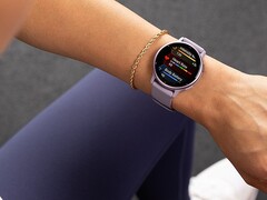 Les smartwatches Garmin Venu 3 et vivoactive 5 (photo) reçoivent la version bêta 16.05. (Source : Garmin)