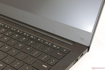 Le Razer Blade Stealth possède un bouton de démarrage dans l'angle du clavier, comme sur beaucoup de portables Asus. Il n'y a pas de lecteur d'empreinte digitale.