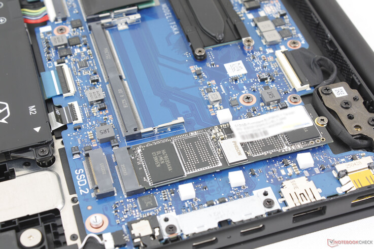 Le système prend en charge jusqu'à deux disques SSD M.2 2280 PCIe4