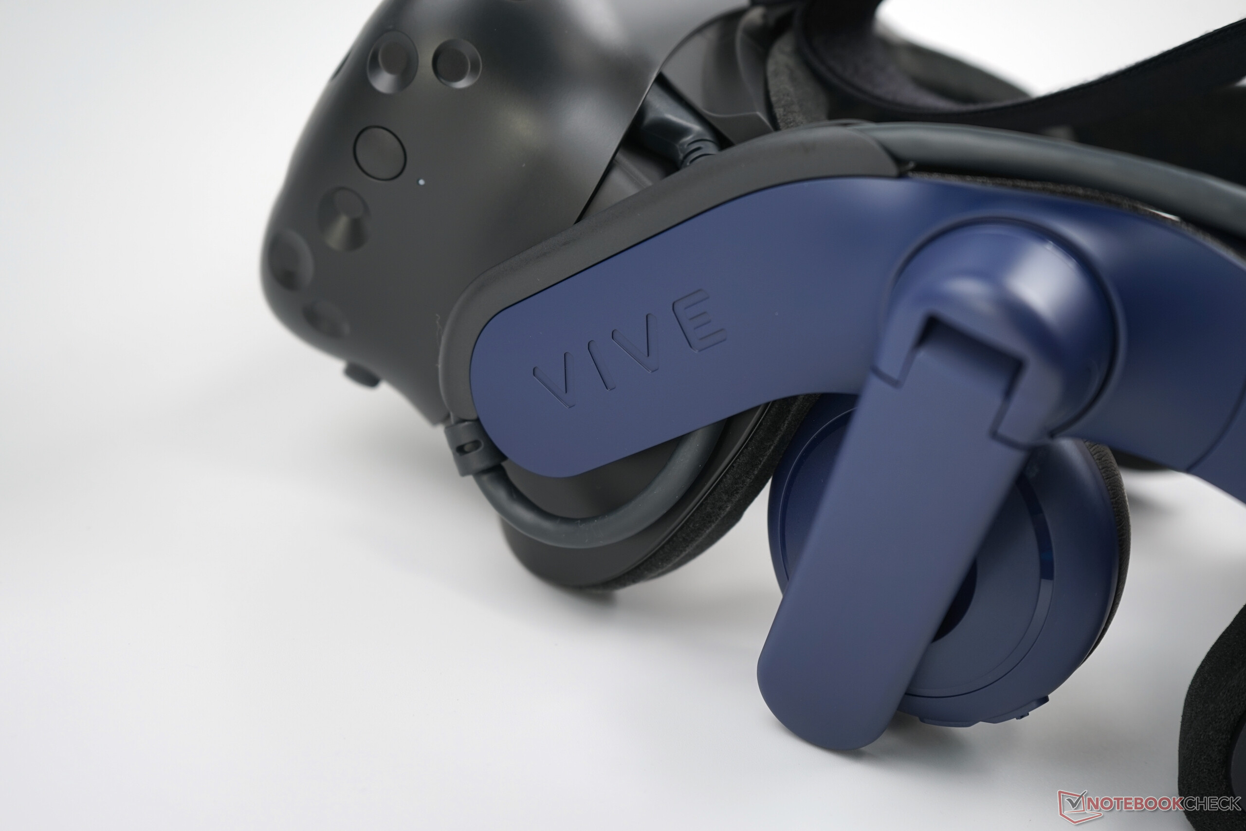 HTC VIVE Pro 2 Casque de visualisation dédié Noir, Bleu