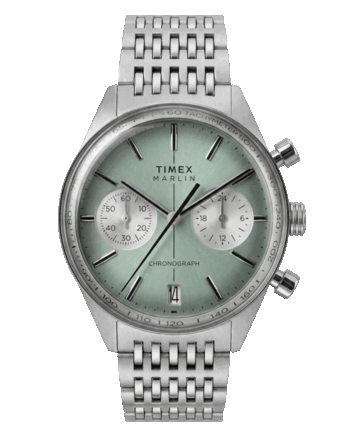 Chronographe Timex Marlin Jet TW2Y89800 doté d’un cadran concave vert sauge, de sous-cadrans de chronographe blancs, d’un guichet de date à 6 heures, d’un verre bombé et d’un bracelet en acier inoxydable argenté.