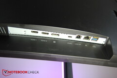 Ports en bas à gauche : 2x HDMI, DP, USB-C, USB-B, LAN, 2x USB-A