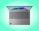 L'IdeaPad 5 2-en-1 14Q8Y11 pèse 1,4 kg avec son écran IPS.