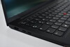 Lenovo ThinkPad X1 Carbon Gen 13 Aura Edition : côté gauche