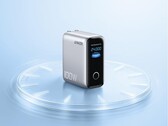 Le chargeur Anker (100W, 3 ports, Smart Display) est désormais disponible aux États-Unis avec une réduction. (Source de l'image : Anker)