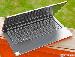 En test : le Lenovo IdeaPad S940-14IWL.