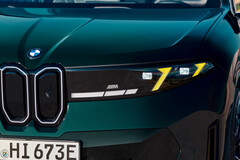 Le modèle M Performance BMW iX3 M60 100 % électrique développe 604 ch et offre jusqu’à 469 miles d’autonomie WLTP