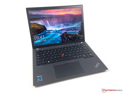 En examen : Lenovo ThinkPad X13 G2. Modèle de test offert par Campuspoint.