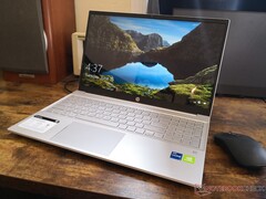 HP Pavilion 15 désormais à seulement 619 USD avec un Core i7 de 11e génération, 16 Go de RAM, 512 Go de SSD NVMe et un écran IPS 1080p (Source : HP)