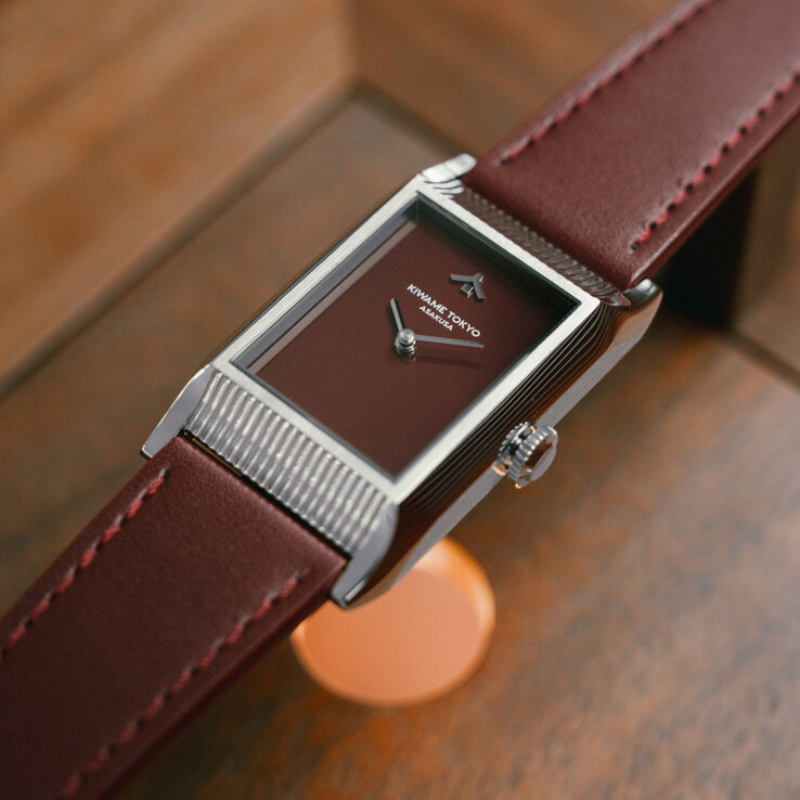 La montre Kiwame Tokyo Yane offre une étanchéité à 30 mètres (3 bars)