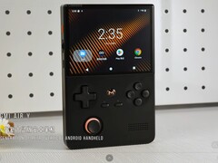L'Air Y est l'un des deux nouveaux appareils portables verticaux de Mangmi.