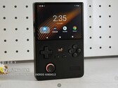 L'Air Y est l'un des deux nouveaux appareils portables verticaux de Mangmi.
