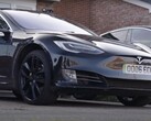 La Tesla Model S de Paul Curzon a parcouru plus de 430 000 miles avec sa batterie d'origine. (Source : AutoTrader UK)