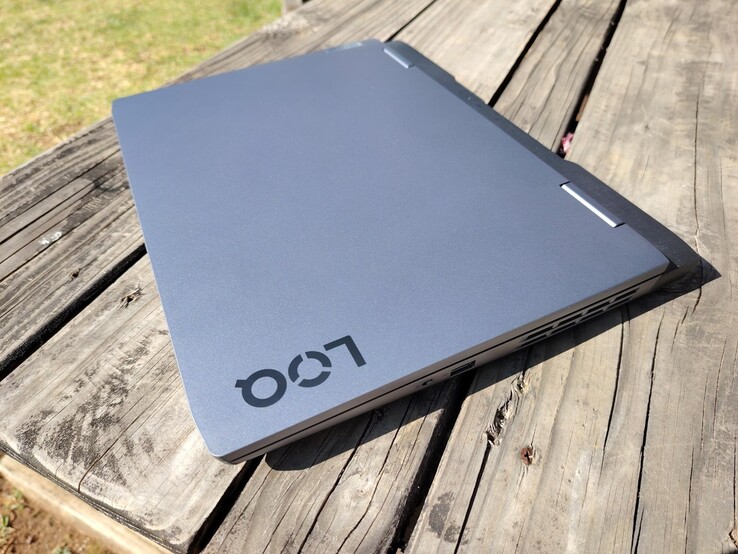 C'est dans la zone de guerre que le Lenovo LOQ 16IRH8 s'est vraiment montré à son avantage. (Source de l'image : Darryl Linington - Notebookcheck)