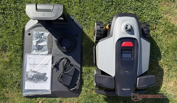 Contenu de la livraison du Roborock RockMow Z120 LiDAR