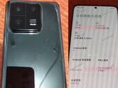Nous ne sommes peut-être qu'à un mois de la sortie de la série 13 de Xiaomi. (Image source Cool APK &amp; Xiaomiui - édité)