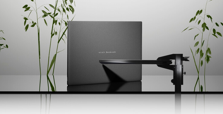 Le nouveau Zenbook S16 est relativement léger pour un ordinateur portable de 16 pouces, puisqu'il ne pèse que 1,5 kg. (Source de l'image : Asus)