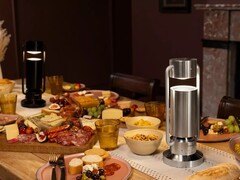 Le Canon Light & Speaker ML-A est désormais disponible à la vente en Europe. (Source de l'image : Canon)