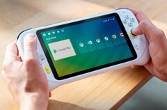 La console portable de jeu G présente un design qui rappelle celui de la Switch Lite (Image source : @evleaks)