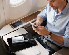 La banque d'alimentation Pisen TP-D108 Bolt est dotée d'une grande batterie de 20 000 mAh 