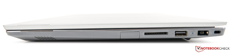 Côté droit : USB A 2.0 (caché), lecteur de carte SD 4-en-1, USB A 3.1 Gen 1, entrée secteur, verrou de sécurité Kensington.