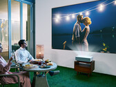 Le LG CineBeam HU715QW offre une luminosité allant jusqu'à 2 500 lumens ANSI. (Image source : LG)