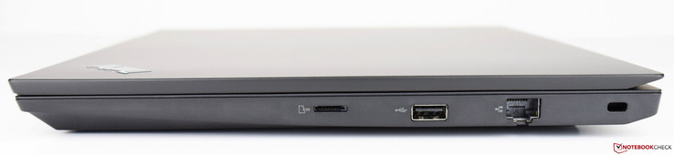 Côté droit : lecteur de carte micro SD, USB A 2.0, Ethernet, verrou de sécurité Kensington.