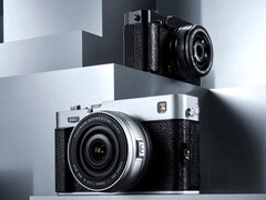 L&#039;appareil photo numérique sans miroir Fujifilm X-E5 de 40,2 MP est disponible en noir ou en argent. (Source de l&#039;image : Fujifilm)
