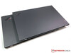 ThinkPad X1 Carbon 2019 (au-dessus) face au ThinkPad X1 Carbon 2020 (au-dessous).