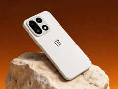 Le OnePlus 15 est proposé à partir de 561 dollars en Chine. Photo : une photo promotionnelle du téléphone. (Source de l&#039;image : OnePlus)
