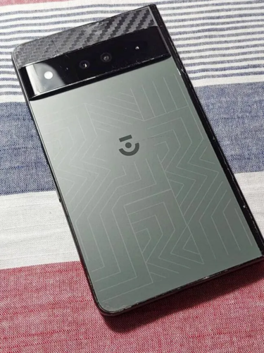 Prototype Pixel Fold (image via Android Authority)