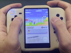 MagicX Touch Zero 40 : La nouvelle console de jeu en action. (Source de l'image : S1eepy, YouTube)