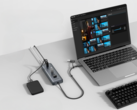 Le hub de données USB-C Anker (8-en-1, 5Gbps) dispose d'un port PD-IN de 100 W pour le chargeur de votre ordinateur portable. (Source de l'image : Anker)