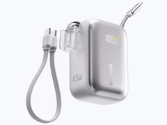 La version 20 000 mAh dispose de deux câbles USB-C intégrés, tout comme le modèle 10 000 mAh.