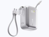 La version 20 000 mAh dispose de deux câbles USB-C intégrés, tout comme le modèle 10 000 mAh.
