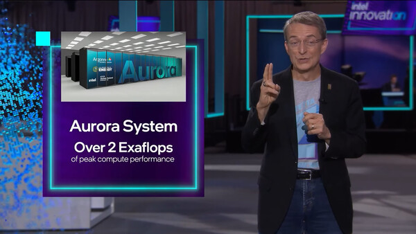 Bien que les processeurs Xeon Phi "Knight's Hill" initialement prévus pour Aurora ne se soient jamais concrétisés, Intel a continué à relever l'objectif de performance du système au cours des années qui ont suivi. (Image : Intel)