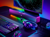 La webcam Razer Kiya Pro Ultra et la barre de son Razer Leviathan V2 Pro sont désormais officielles (image via Razer)