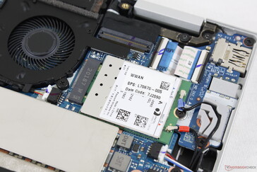 Le module optionnel Intel XMM 7360 offre jusqu'à 4G LTE Cat. 10 vitesses selon Intel