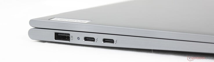 À gauche : USB-A 3.2 Gen 1 (5 Gbit/s, toujours activé), 2x USB-C 4.0 avec Thunderbolt 4 (40 Gbit/s, DisplayPort 2.1, Power Delivery 3.0)