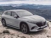 Le constructeur allemand a officiellement dévoilé la variante SUV élégante de sa luxueuse Classe S électrique, appelée EQS (Image : Mercedes-Benz)