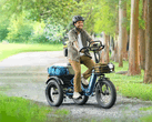 L'e-trike Puckipuppy Rottweiler est doté d'un système de suspension complet (Source de l'image : Puckipuppy)
