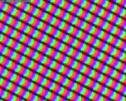 Matrice de sous-pixels derrière une surface d'affichage mate