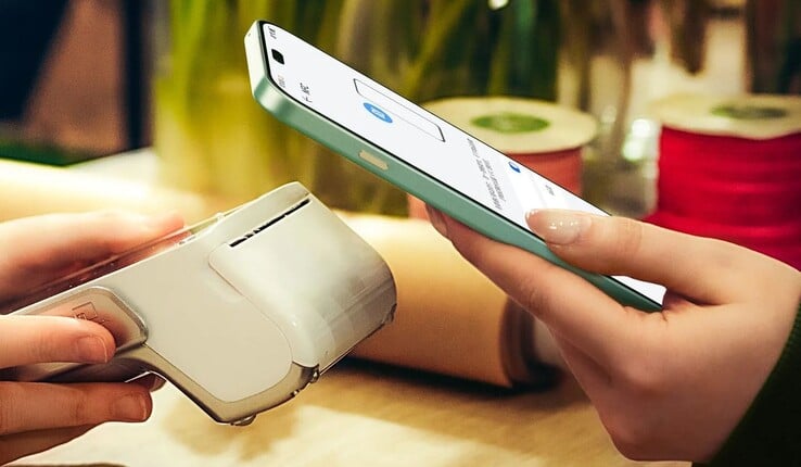 Inutile de préciser que le smartphone est compatible avec la technologie NFC (Image source : Huawei)