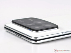 Le prochain téléphone pliable de Xiaomi pourrait être équipé de deux caméras à l'arrière, comme le montre la photo du Mix Fold 4. (Source de l'image : Notebookcheck)